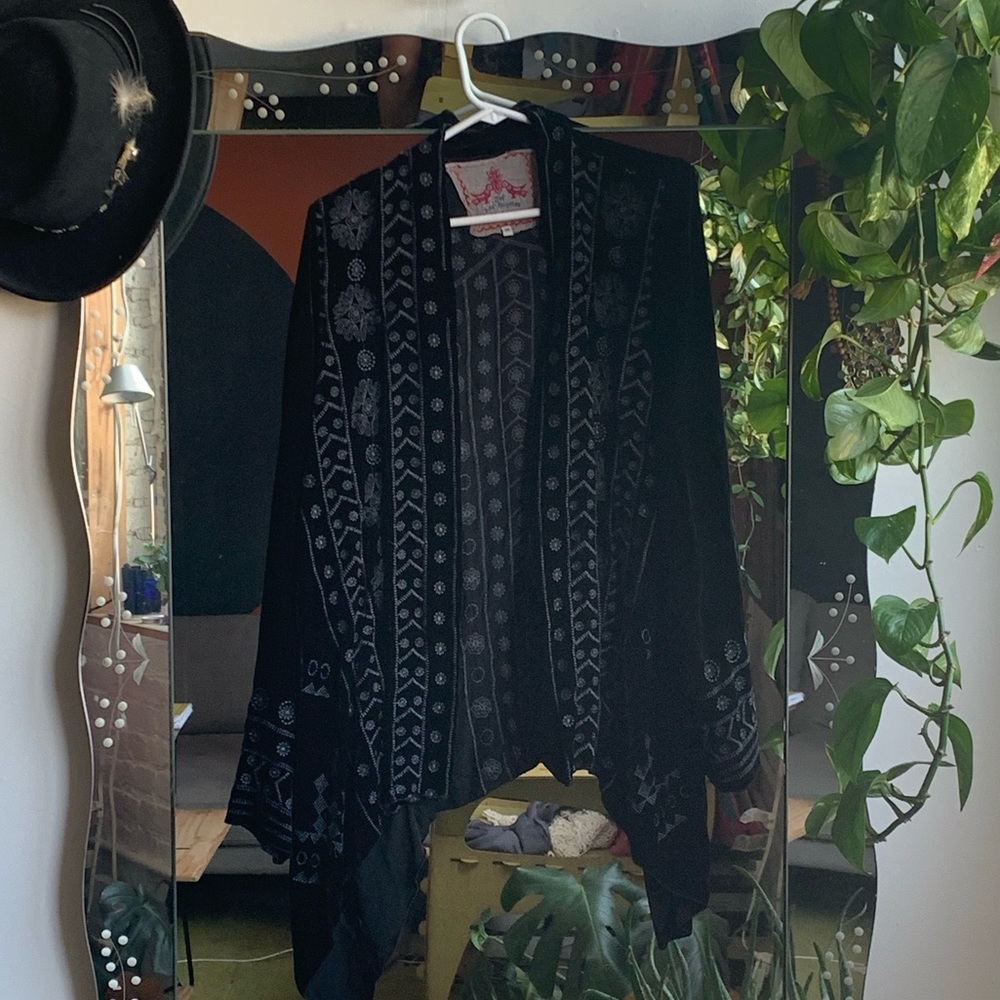 Embroidered Black Velvet Drape Sweater Shall